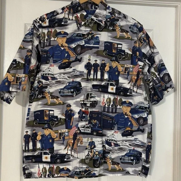 Reyn Spooner Mens Police Law AllOver Print Button Shirt M -Hawaiian Traditionals - Picture 1 of 9